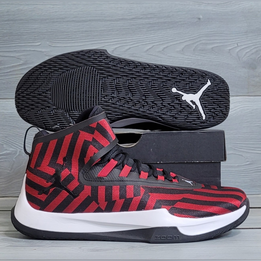 🏀 Jordan Fly Unlimited PFX - Size 9 - Basketball Shoes - Gym Red-Gym Black Nike - Picture 4 of 16